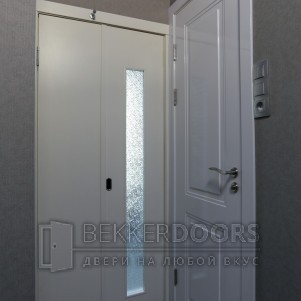 Двери Монте 4 ПГ3  Бел.глянец (зеркало) и Монте 1 ПГ Бел. глян.